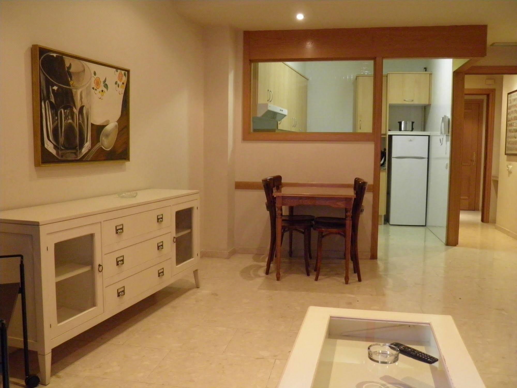 Apartaments St. Jordi Comtal Barcelona Exterior photo